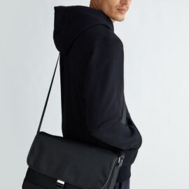 N. articolo  DF4006T265922222T.U. Borsa a tracolla da uomo LIU JO