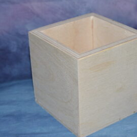Portapenne in legno cm 8x8x8